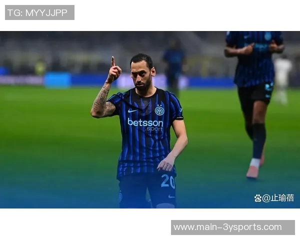 裁判专家指出国米应获点球紫百合后卫存在明显拉拽行为