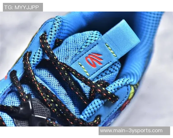 库里与安德玛解约后首选纪念GIGI的鞋款引发热议