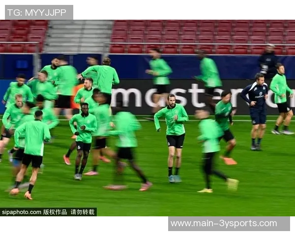 马卡为圣吉罗斯忠粉骑行1570公里追随球队客战马竞的壮举